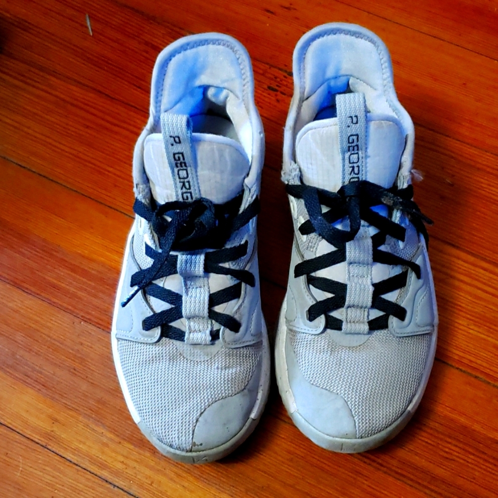 Kids nike shoes